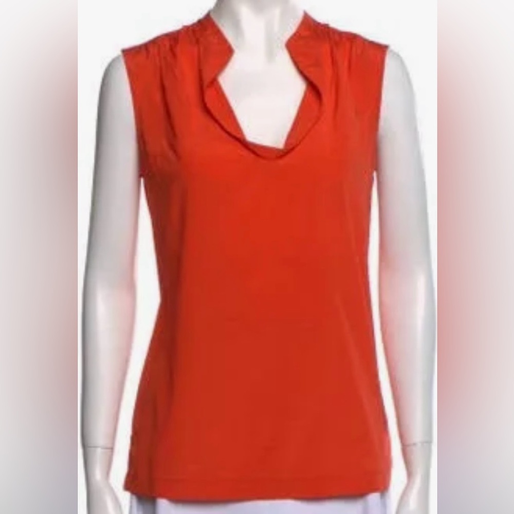 Tory Burch Silk Blouse Size 6 Orange Sleeveles Pleated shoulders V-Neck Stretch